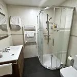 Апартаменты Valbuena *